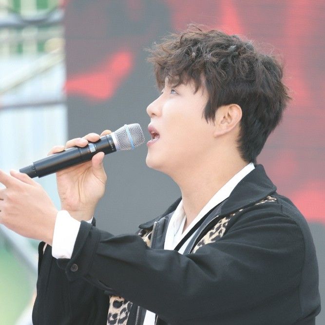 Recent activity shot of Jin Haesung