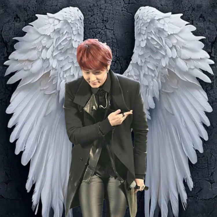 Behind-the-scenes cut of Lee Joongi