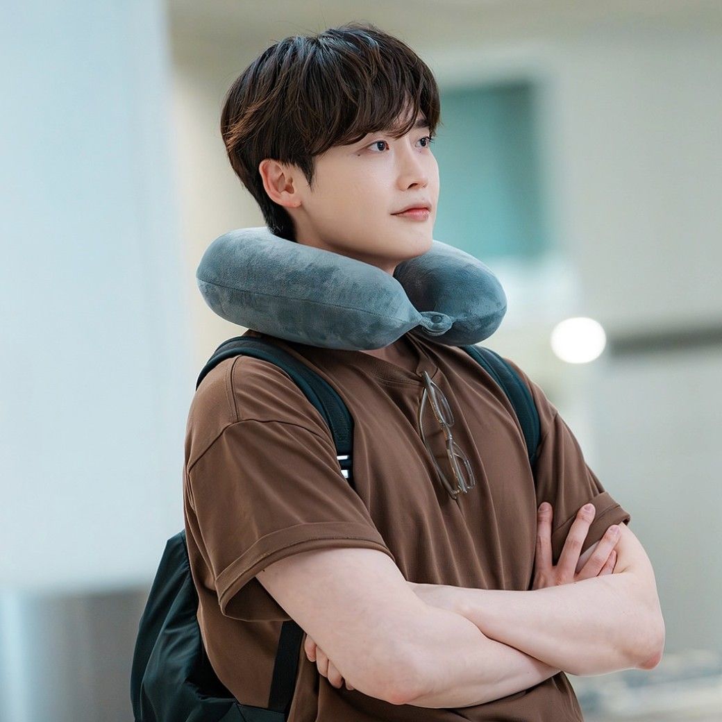 Recent activity shot of Lee Jongsuk