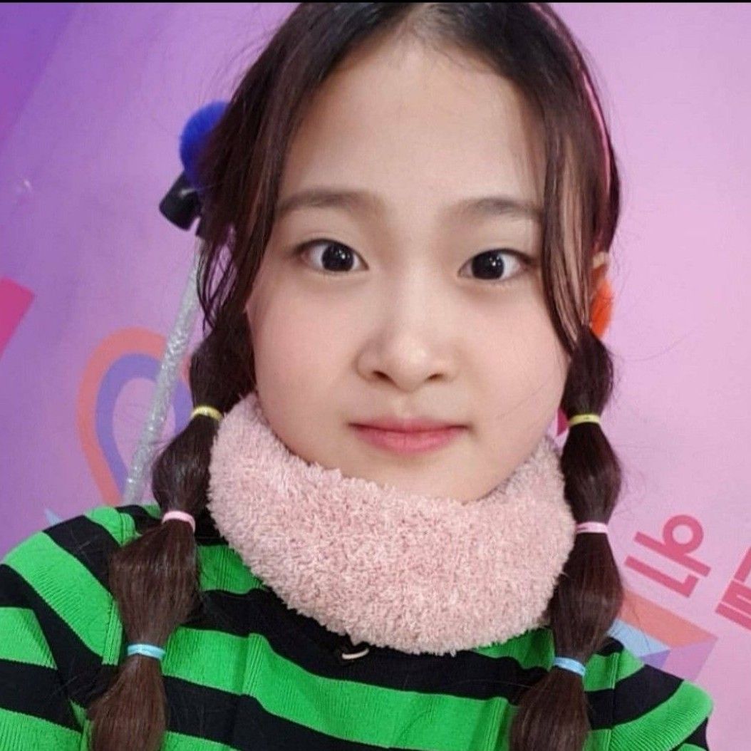 Latest photo of Kim Dahyun