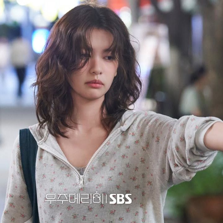 Recent activity shot of Jung Somin