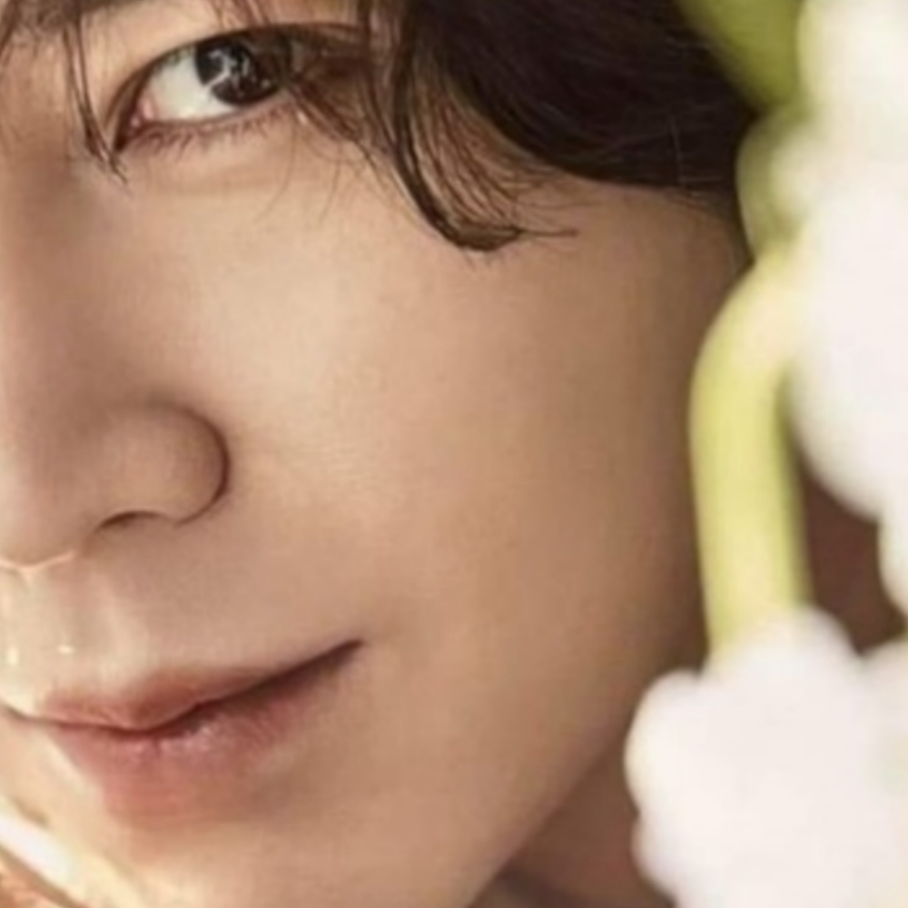 Recent activity shot of Jang Geunsuk