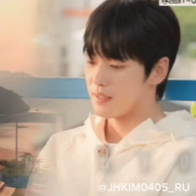 A moment captured by a fan of Kim Junghyun