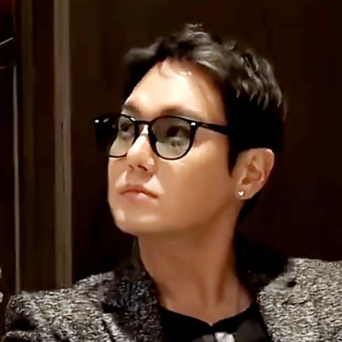 Latest photo of Hwanhee