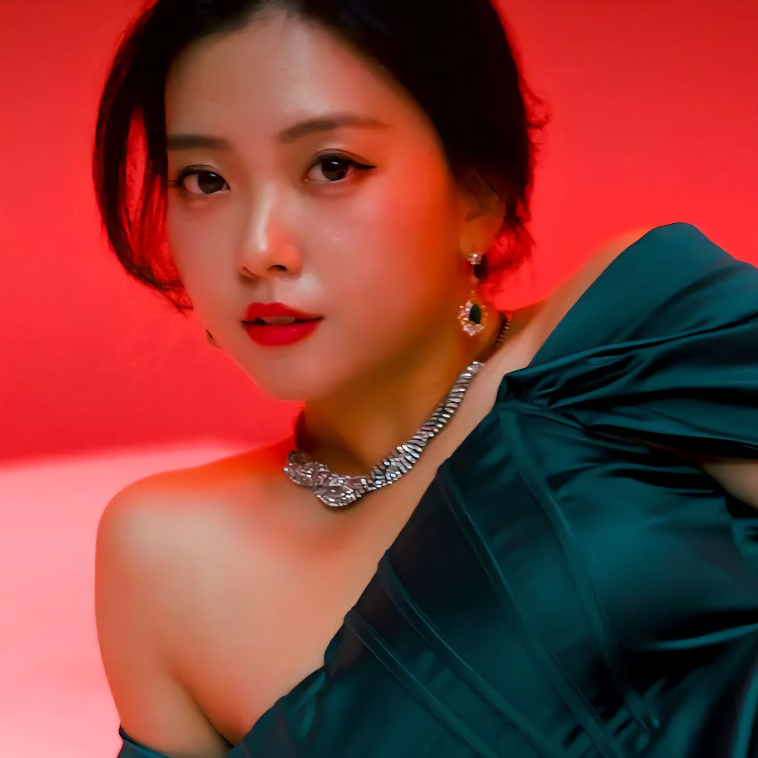 Behind-the-scenes cut of YOYOMI