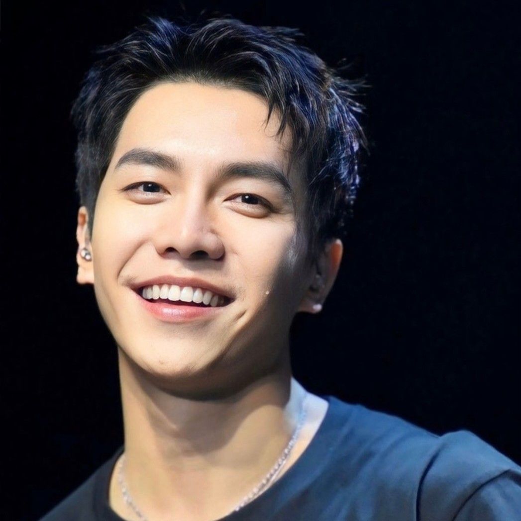 Foto kegiatan terbaru dari Lee Seunggi