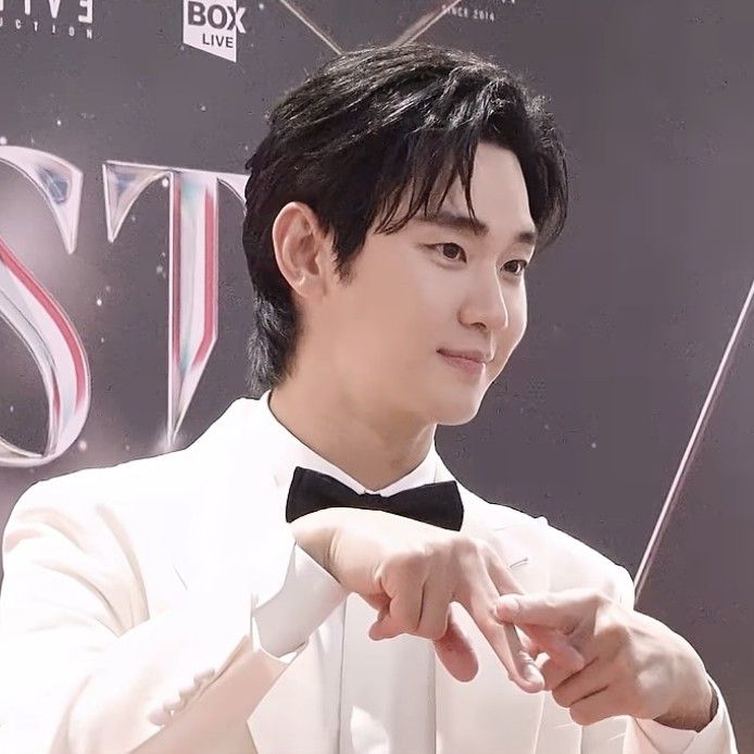 キム・スヒョンの最近の活動ショット