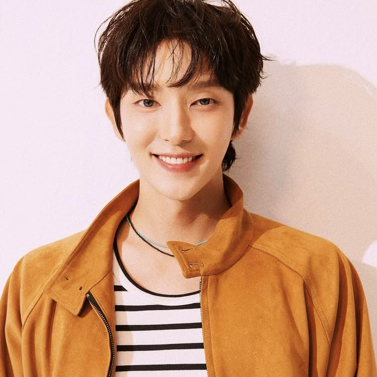Recent activity shot of Lee Joongi
