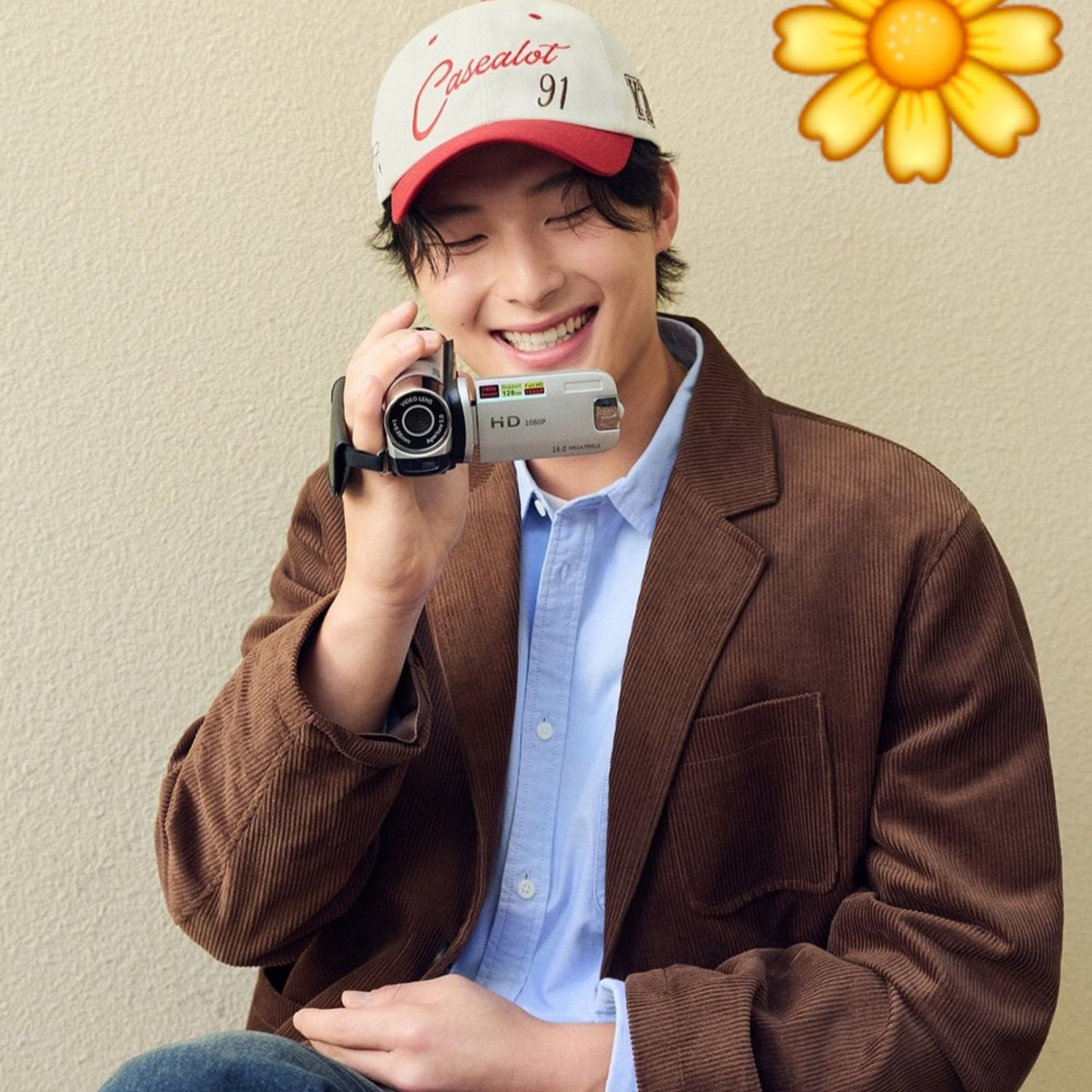 Behind-the-scenes cut of Yoon Donghee