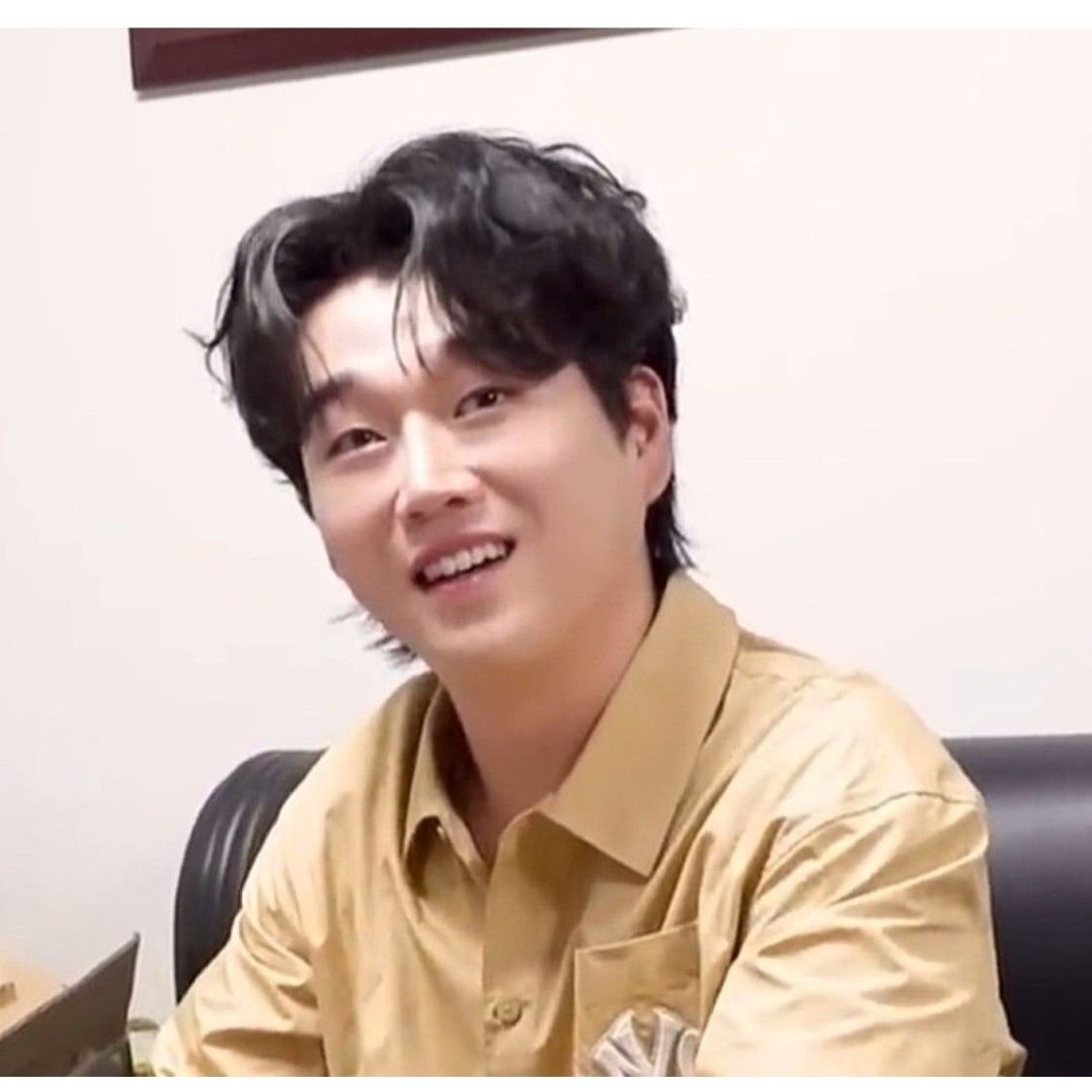 Recent activity shot of Hwang Youngwoong