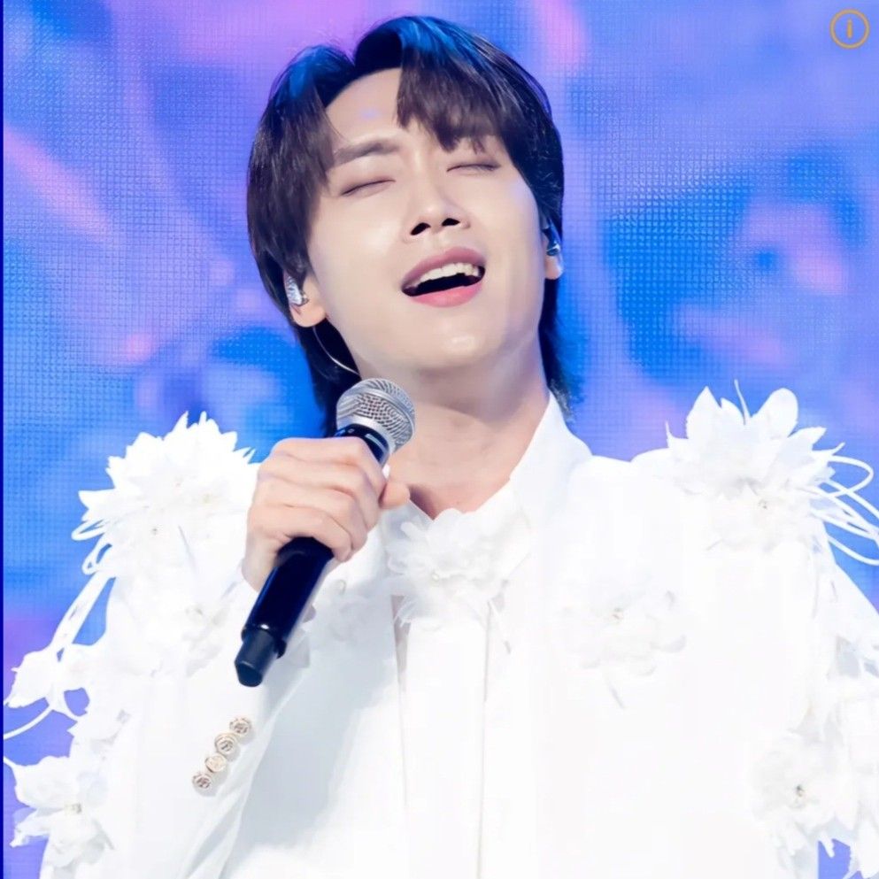 A moment captured by a fan of Choi Woojin