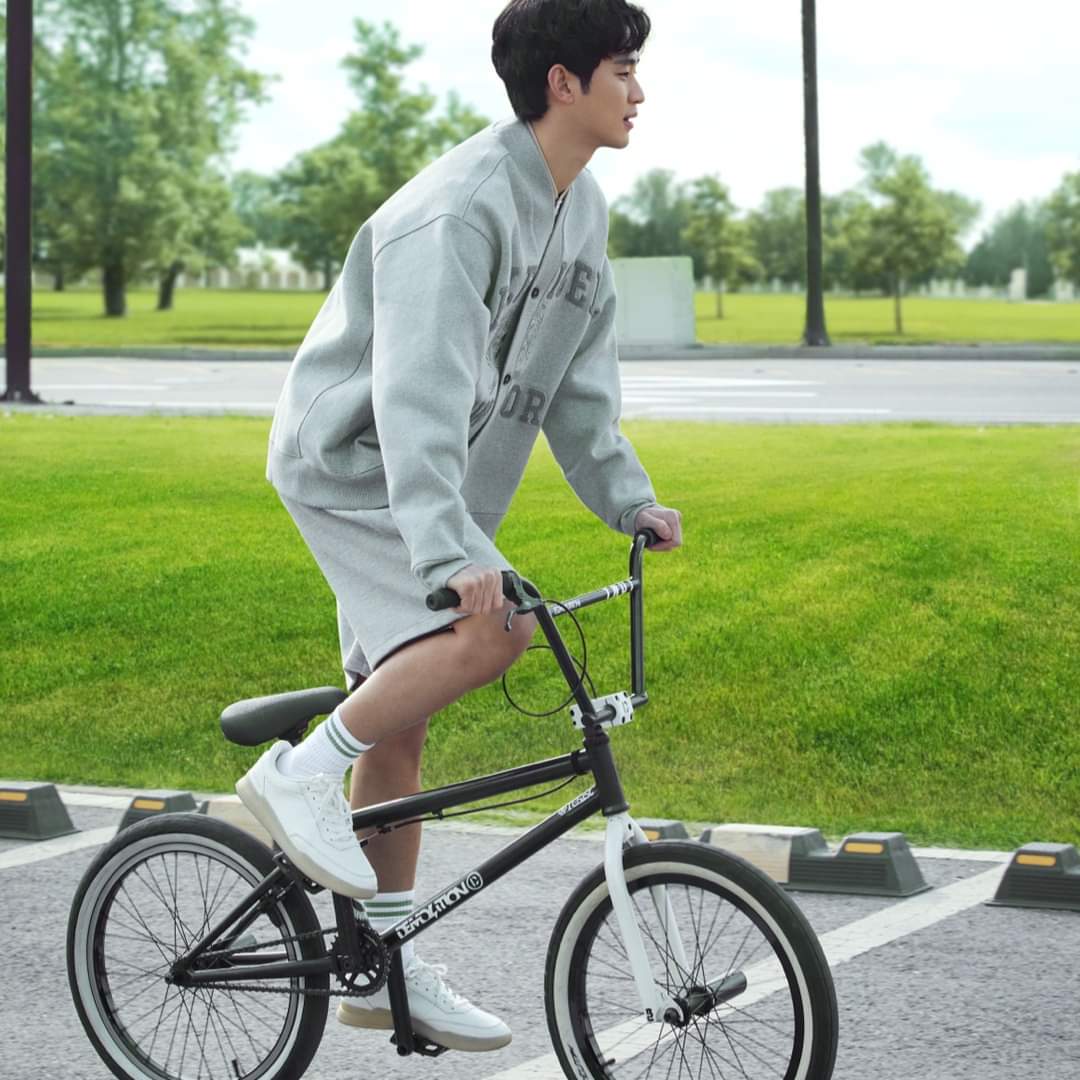 Recent activity shot of Kim Soohyun