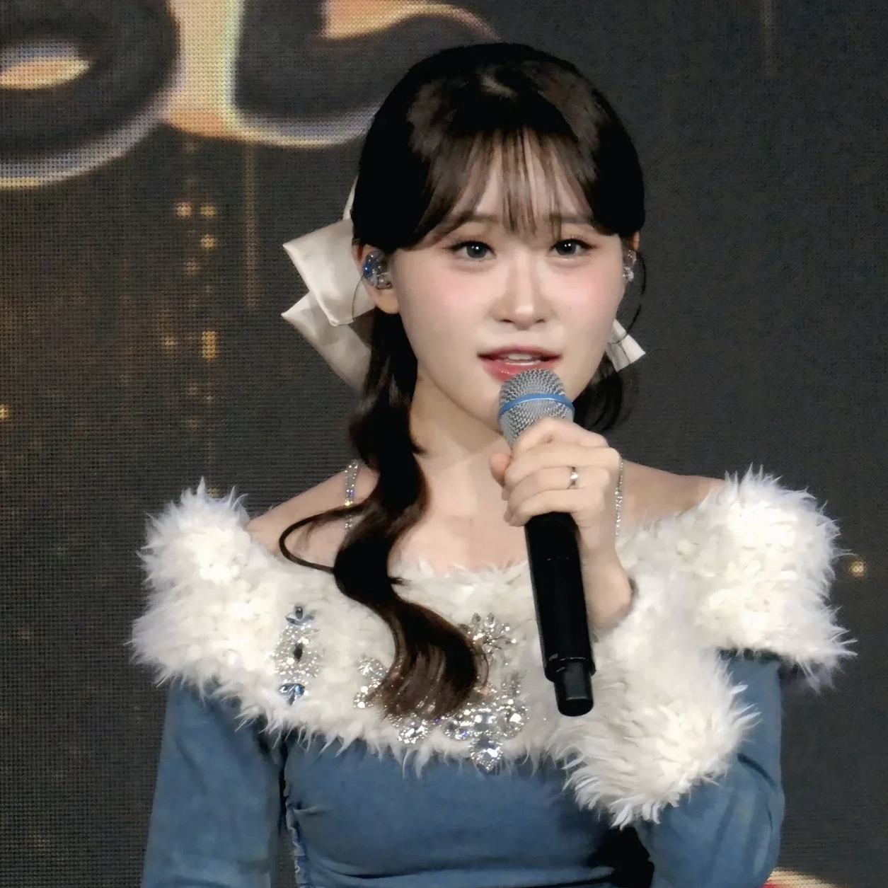 Behind-the-scenes cut of Kim Dahyun