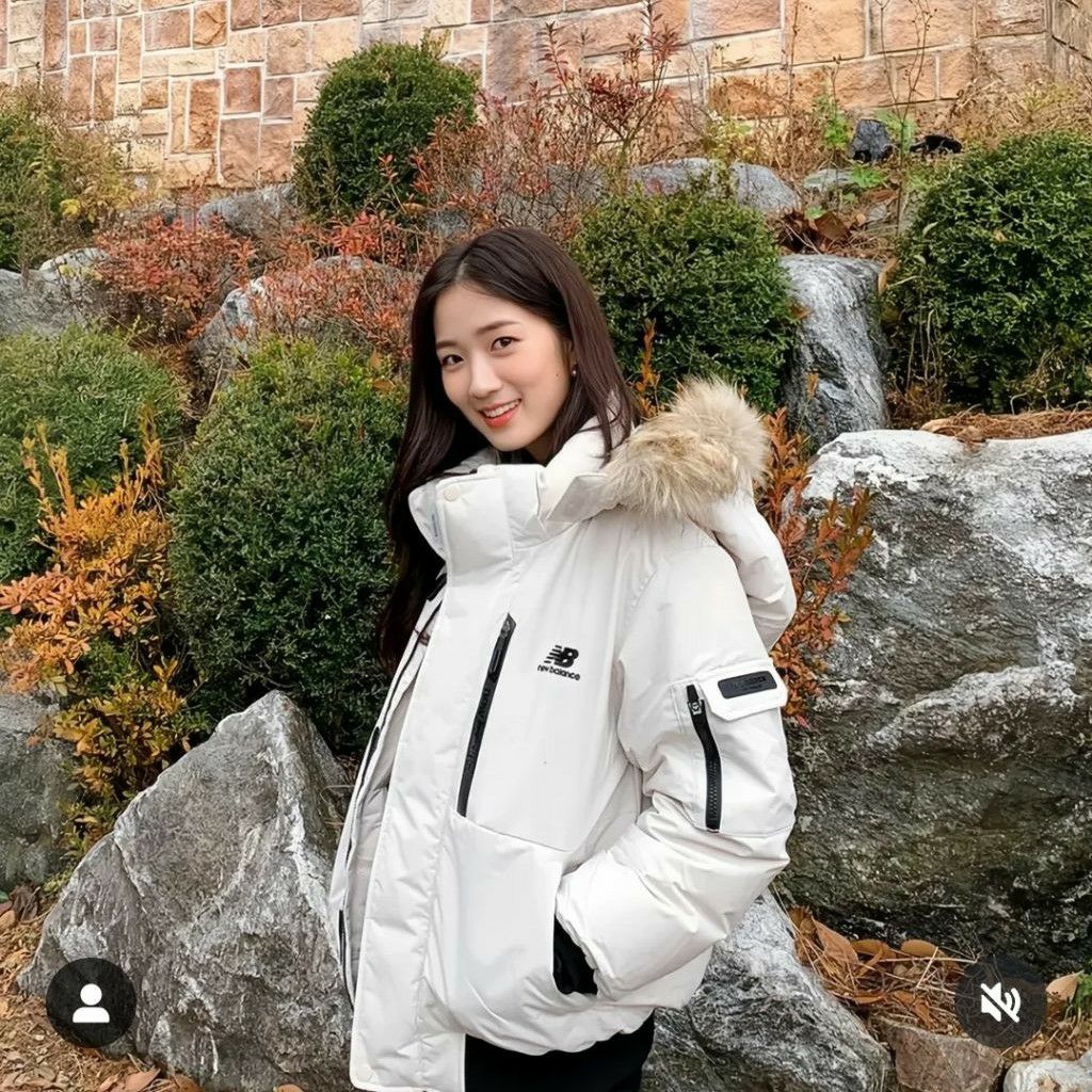 Latest photo of Kim Hyeyoon