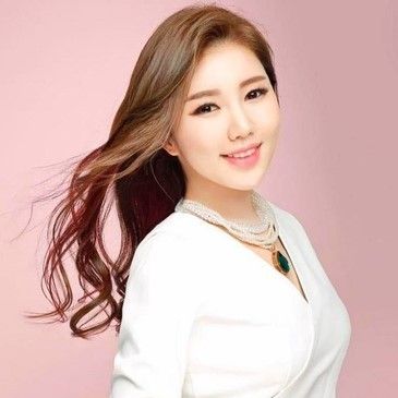 Momen yang diabadikan oleh penggemar Song Gain