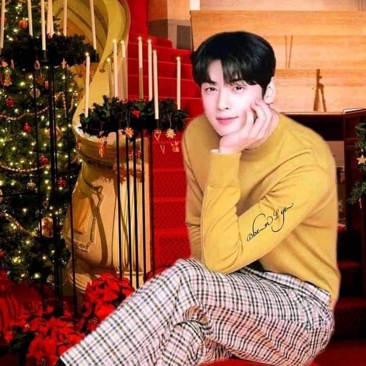 Recent activity shot of Cha Eunwoo