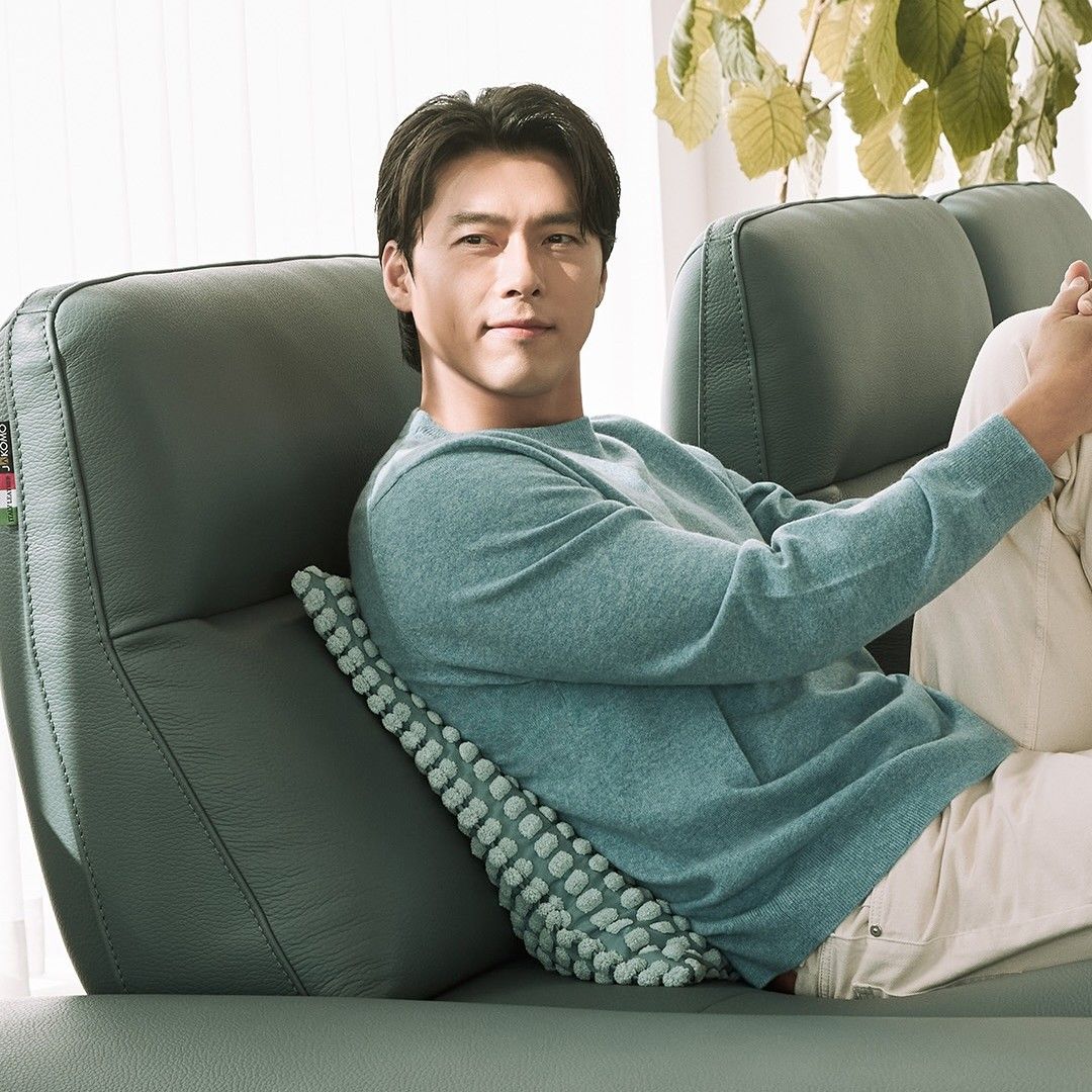 Latest photo of Hyun Bin