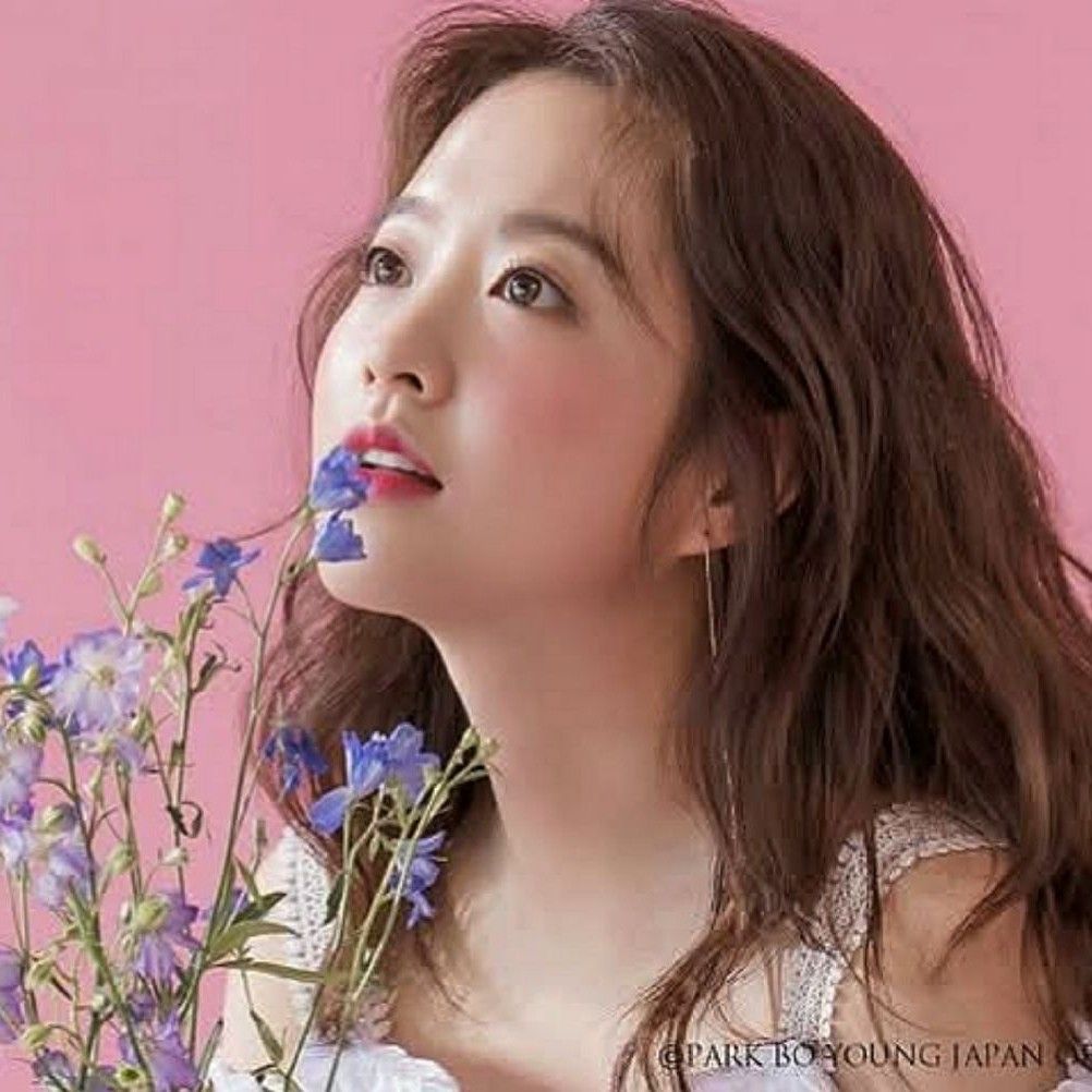 Latest photo of Park Boyoung