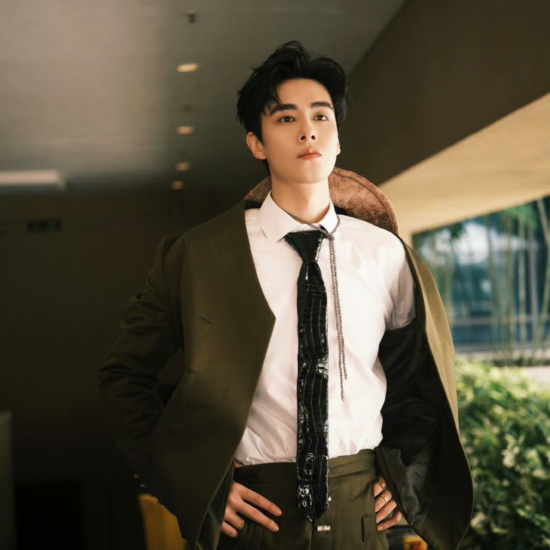 Latest photo of Hu Yitian