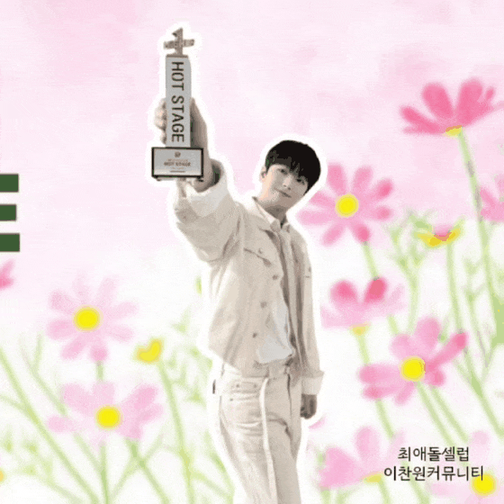 Behind-the-scenes cut of Lee Chanwon