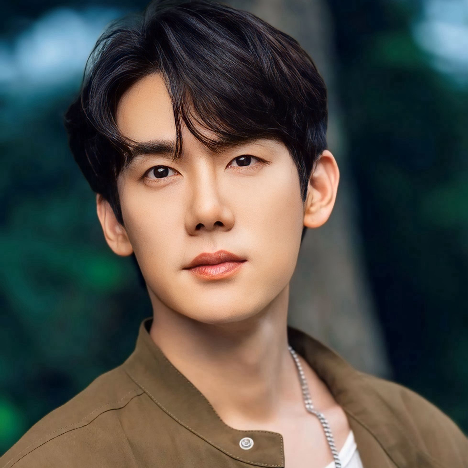 Recent activity shot of Yoo Yeonseok