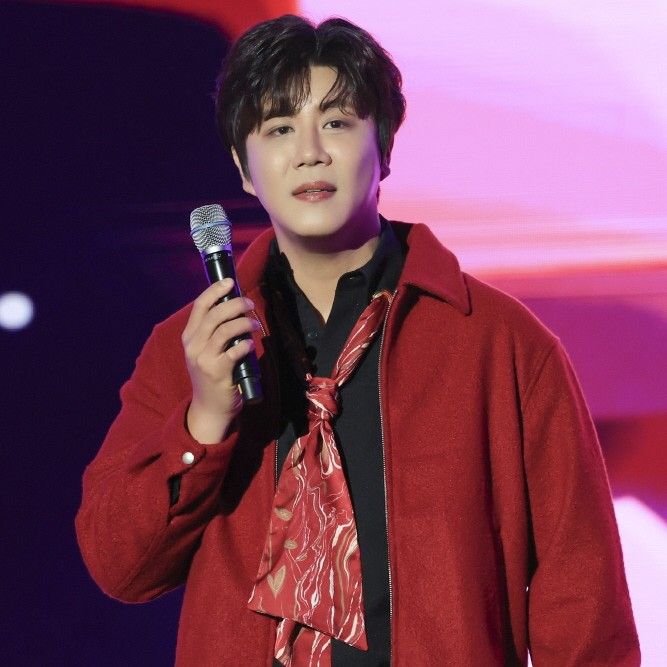 粉丝拍下的晋海成瞬间