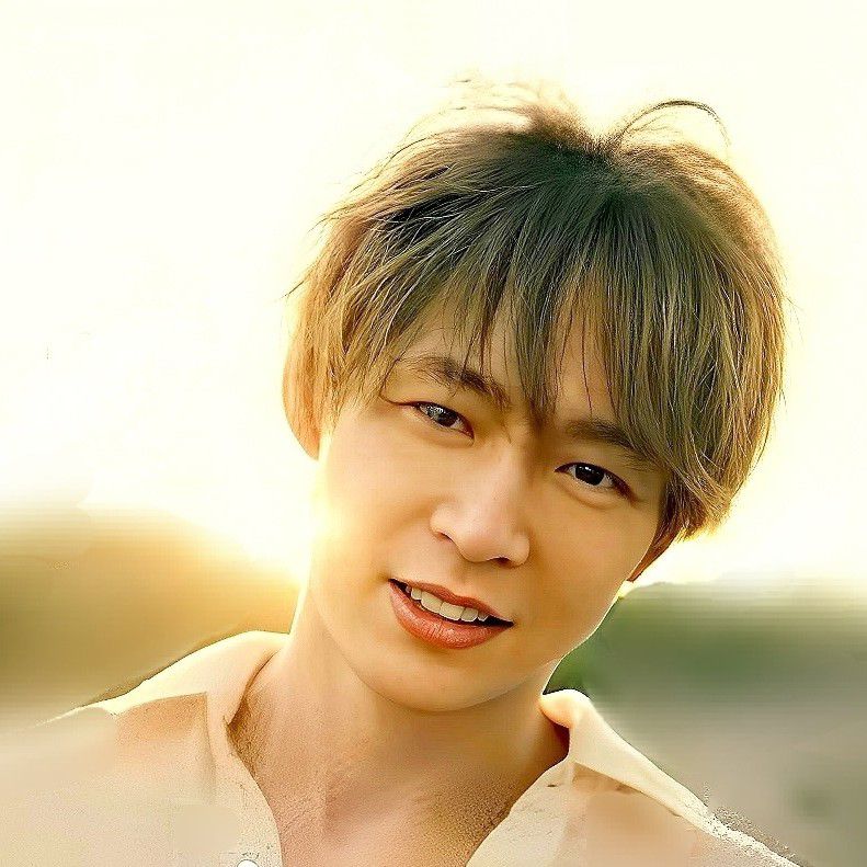 Latest photo of Park Yoochun