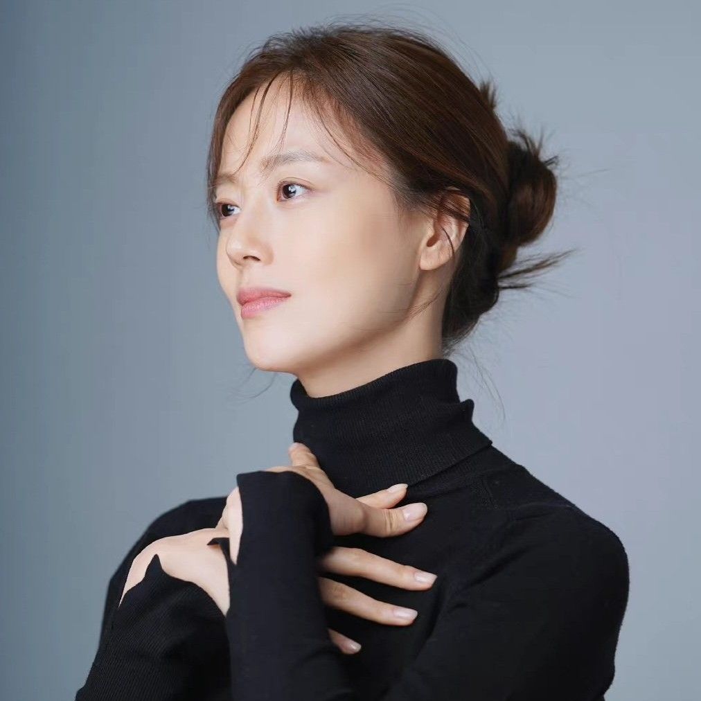 Latest photo of Moon Chaewon