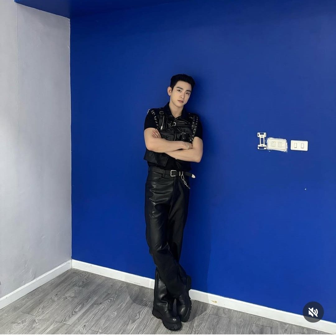 Recent activity shot of Park Jinyoung