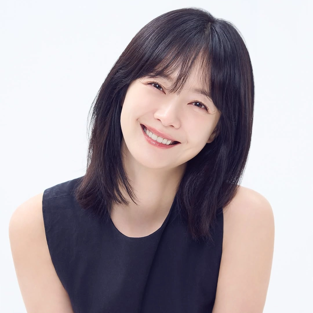 Recent activity shot of Jeon Somin