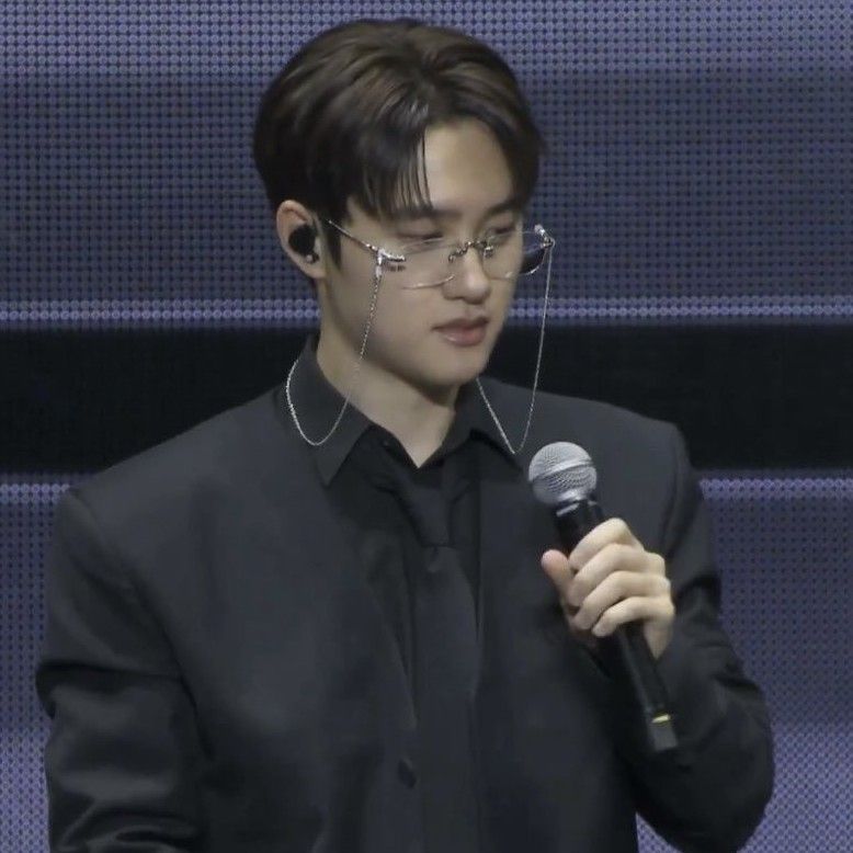 Momen yang diabadikan oleh penggemar Doh Kyungsoo (D.O.)