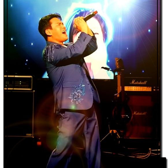 Recent activity shot of Lee Jung