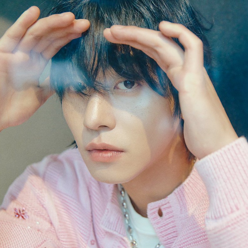 粉丝拍下的安孝燮瞬间