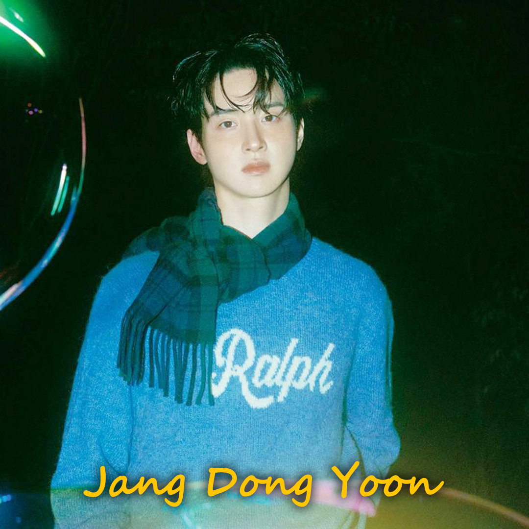 A moment captured by a fan of Jang Dongyoon