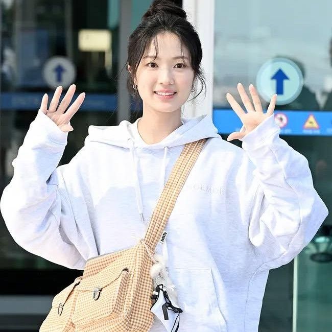 Foto terbaru dari Kim Hyeyoon