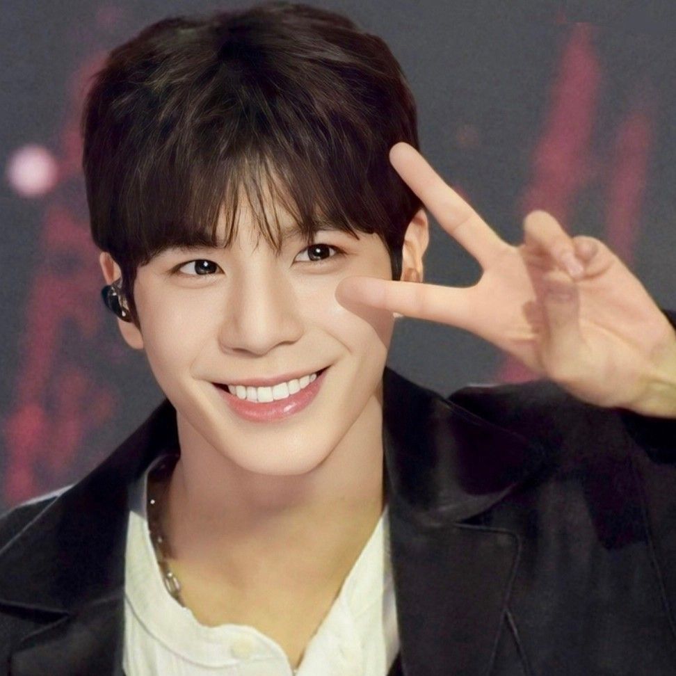 Latest photo of Jeong Dongwon