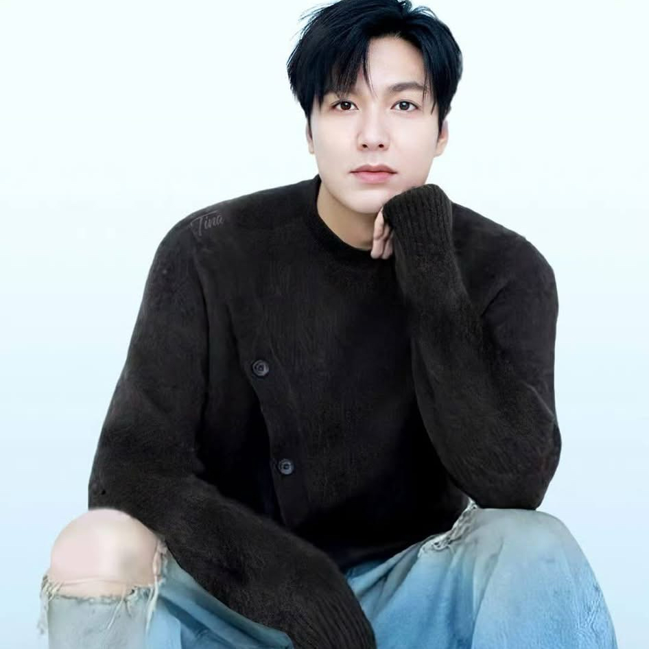 粉絲拍下的李敏鎬瞬間