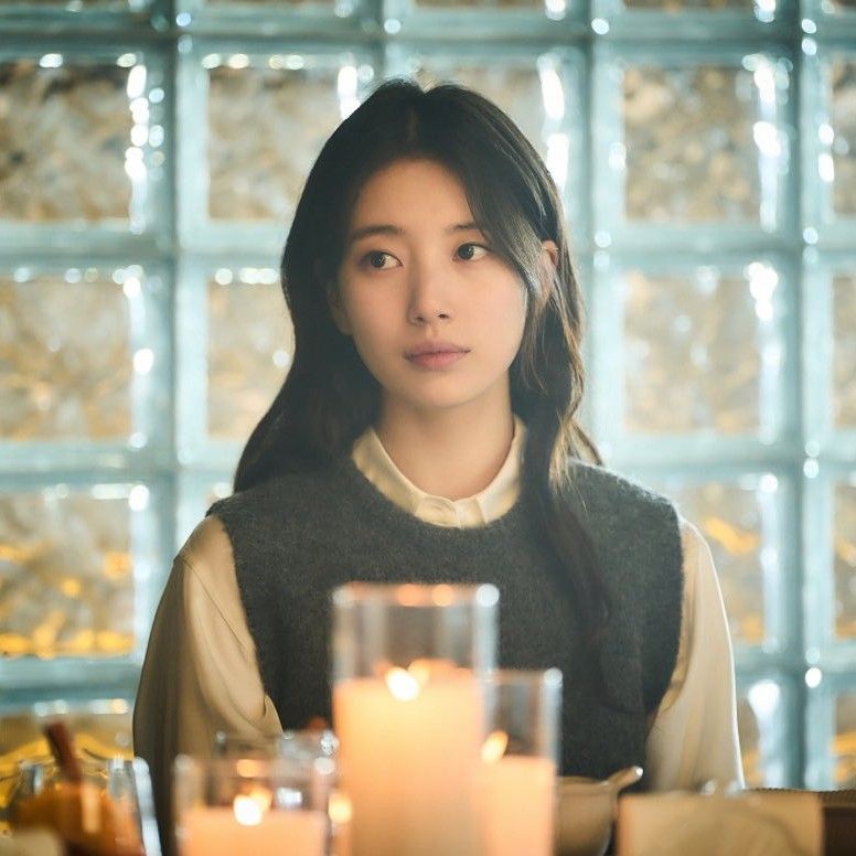 Latest photo of Bae Suzy