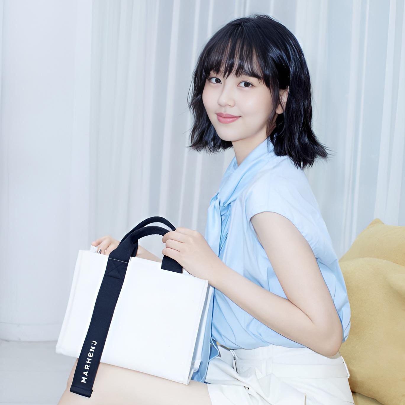 Latest photo of Kim Sohyun