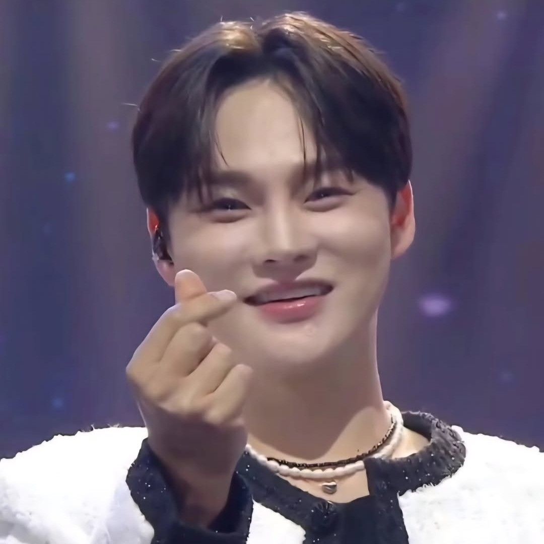 粉絲拍下的朴瑞鎮瞬間