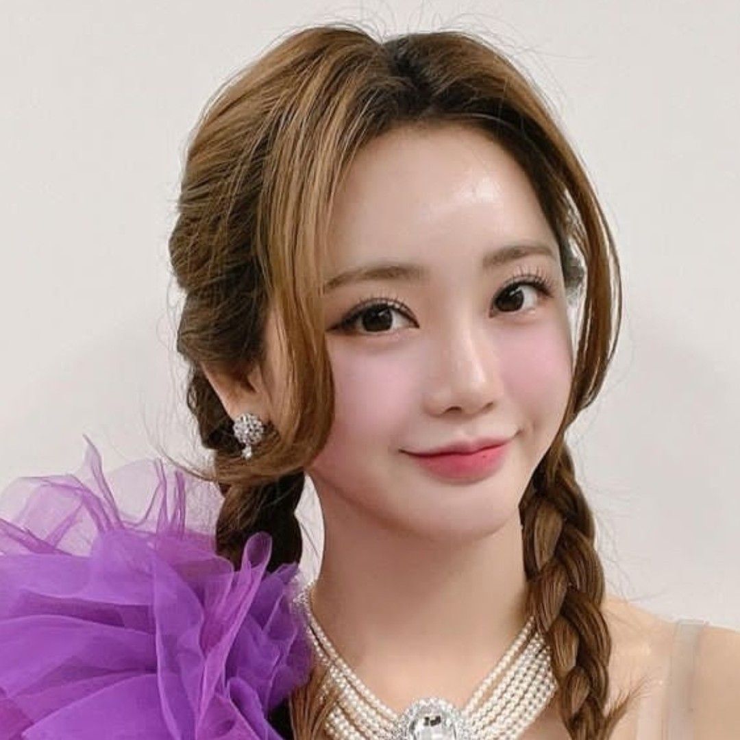 Foto terbaru dari Hong Jiyoon