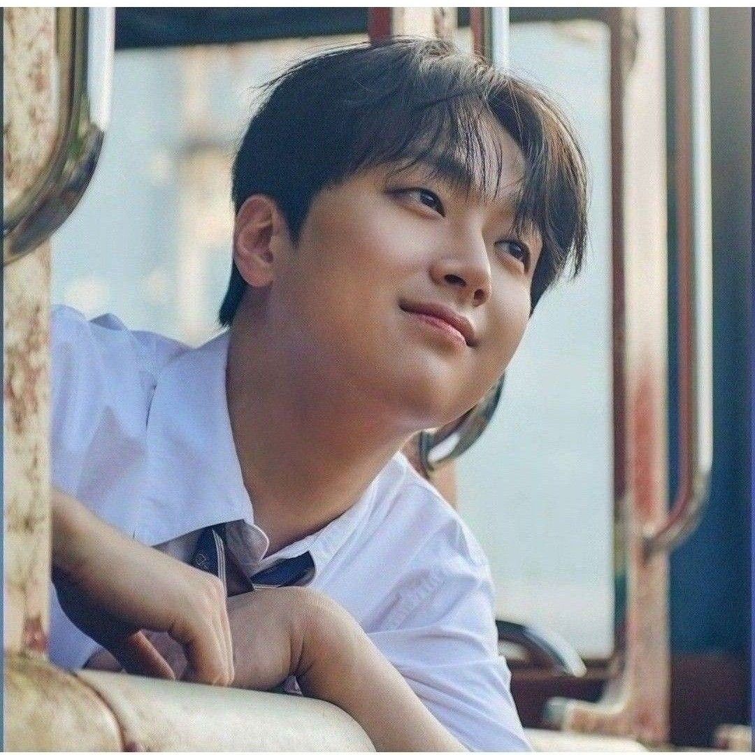 Foto kegiatan terbaru dari Lee Chanwon