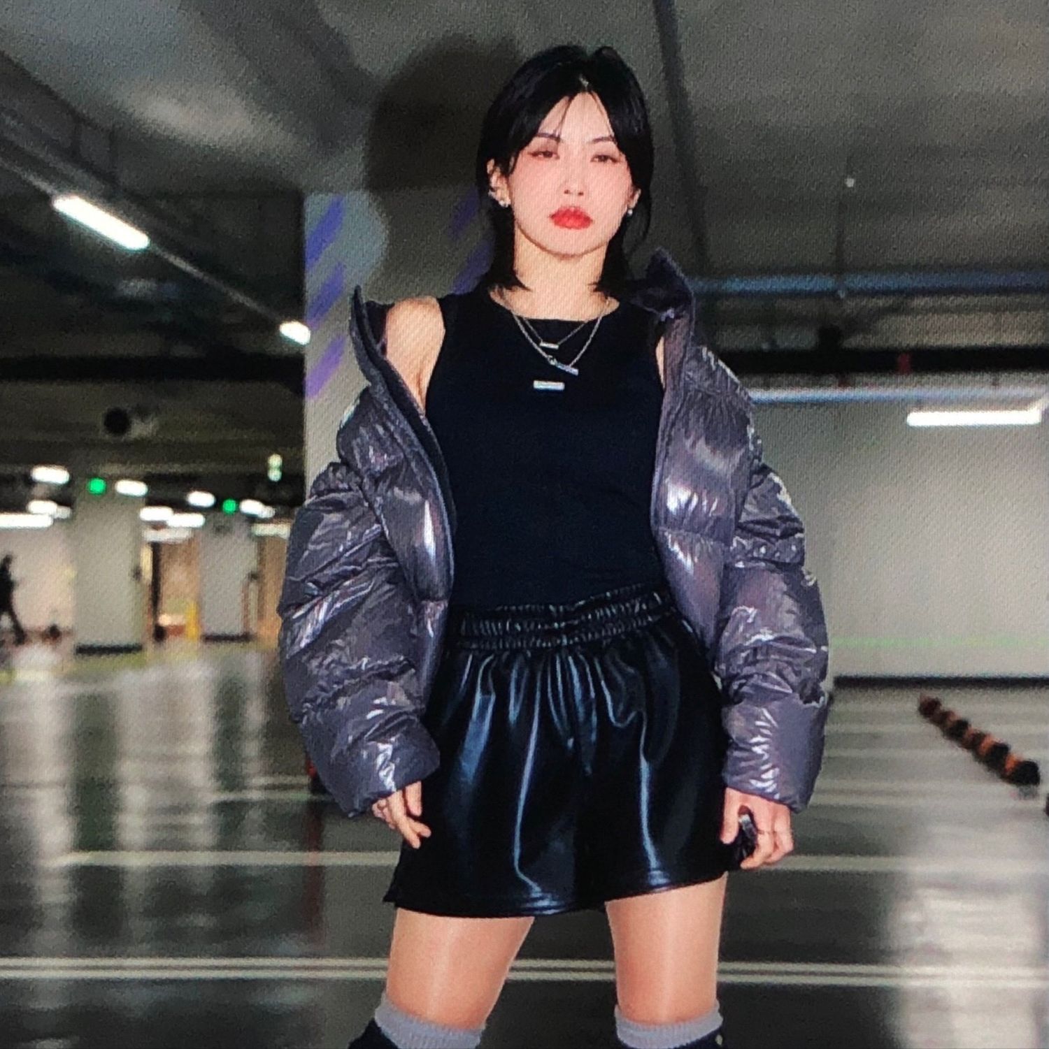 Behind-the-scenes cut of Aiki