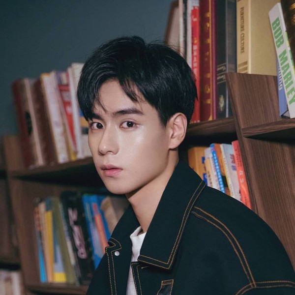 Representative photo of Hu Yitian showing their charm