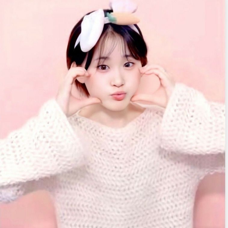 김다현의 최신 사진