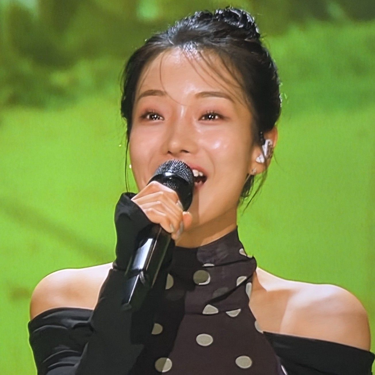 A moment captured by a fan of Kim Soyeon (2004)