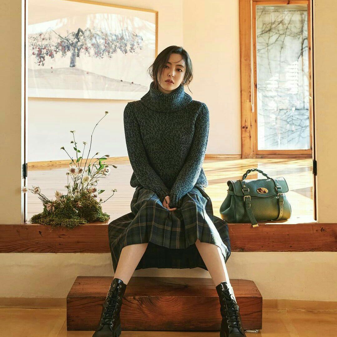 A moment captured by a fan of Lee Dahee 