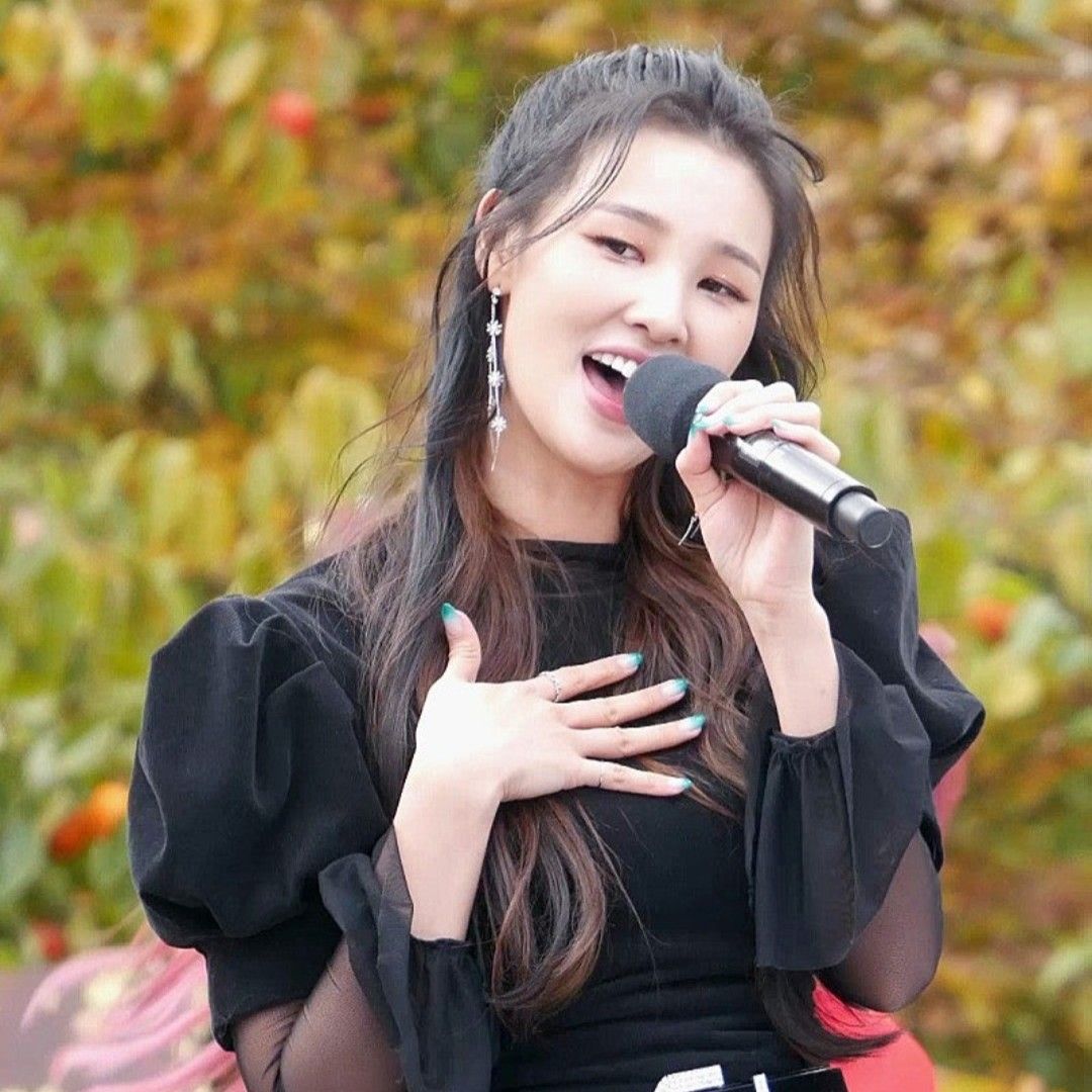 Behind-the-scenes cut of Hwang WooLim