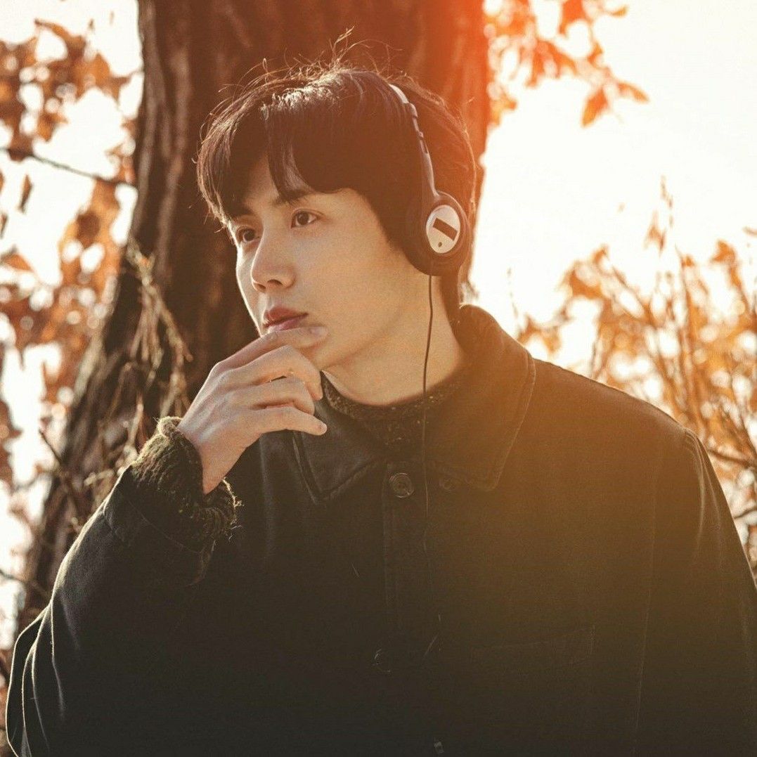 Behind-the-scenes cut of Kim Seonho