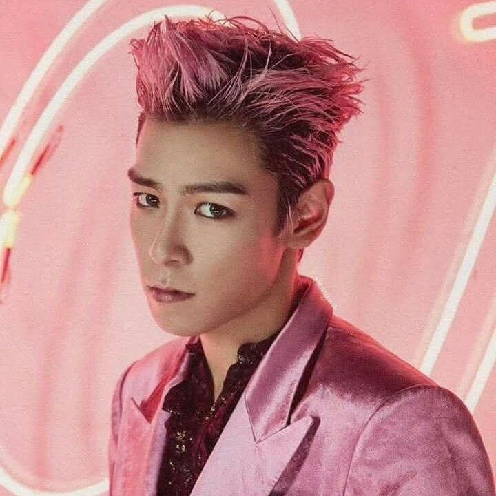 Behind-the-scenes cut of T.O.P